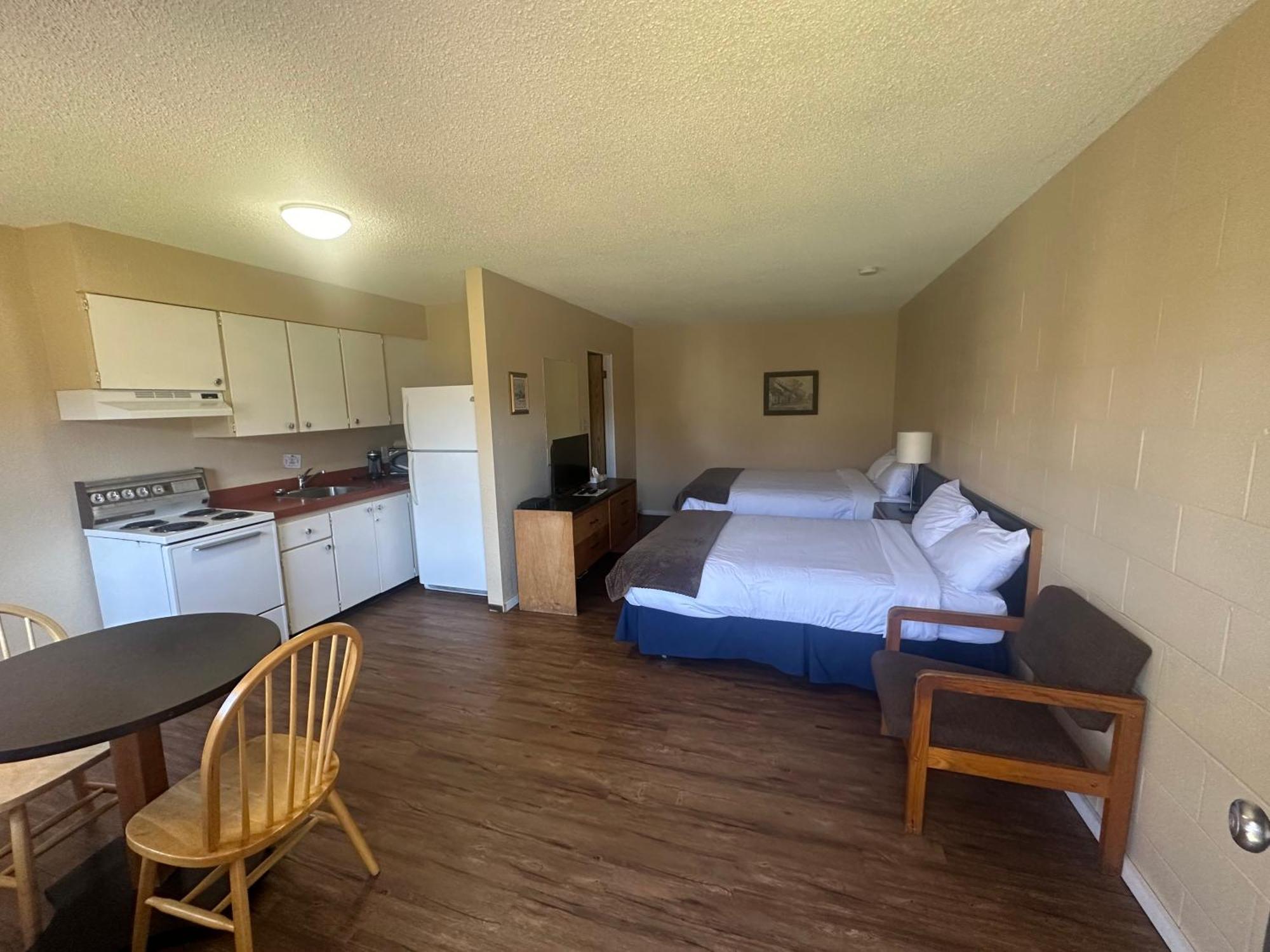 Island West Resort Ucluelet Zimmer foto